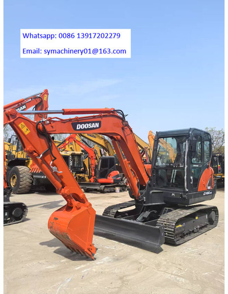 Doosan DX60 - 미니 굴삭기 : 사진 3 Doosan DX60 - 미니 굴삭기 : 사진 3