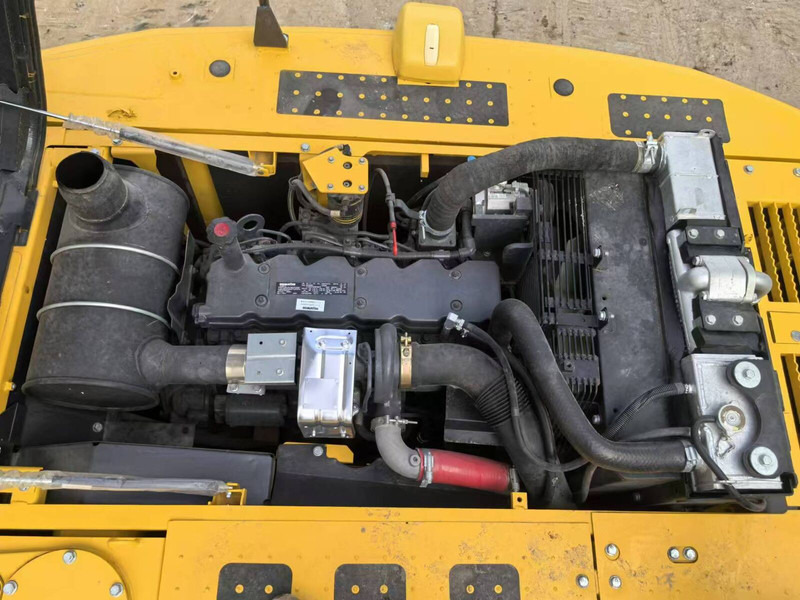 크롤러 굴삭기 Komatsu PC200 PC220 : 사진 13