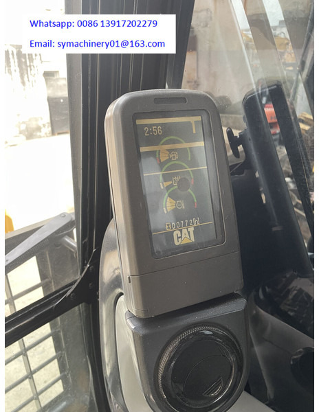 크롤러 굴삭기 Komatsu PC220-8N1 : 사진 12 크롤러 굴삭기 Komatsu PC220-8N1 : 사진 12