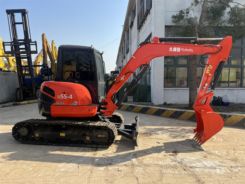 Kubota U55 - 미니 굴삭기 : 사진 1 Kubota U55 - 미니 굴삭기 : 사진 1