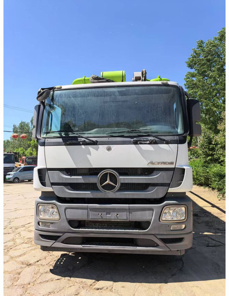 Mercedes-Benz Actros - 콘크리트 펌프 트럭 : 사진 5 Mercedes-Benz Actros - 콘크리트 펌프 트럭 : 사진 5