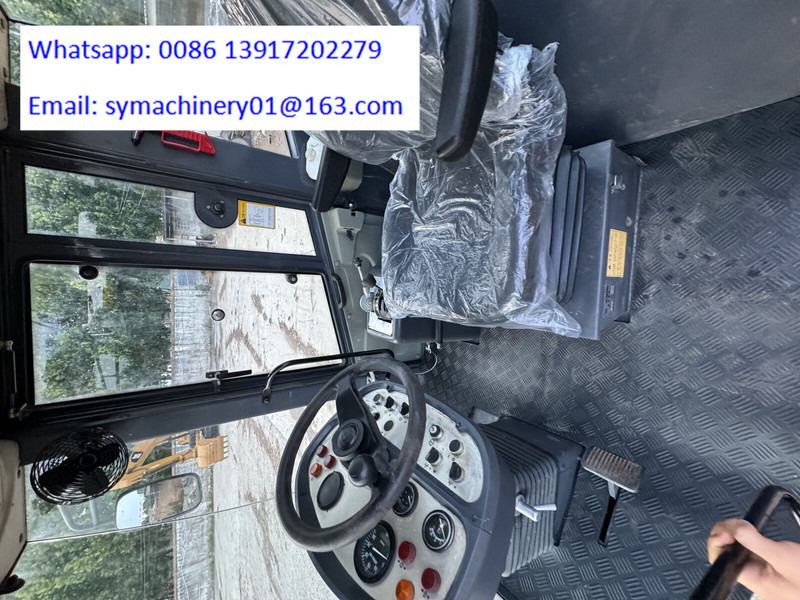 XCMG XS223J - 롤러 : 사진 3 XCMG XS223J - 롤러 : 사진 3