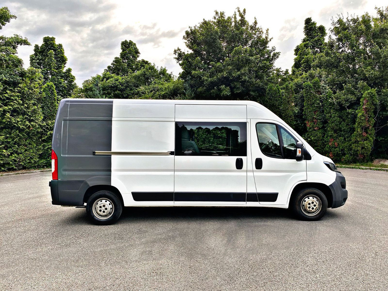 Peugeot Boxer Kasten Hoch 335 L3H2Pro|5Sitzer|Kamera|19% - 패널 밴, 콤비 밴 : 사진 2 Peugeot Boxer Kasten Hoch 335 L3H2Pro|5Sitzer|Kamera|19% - 패널 밴, 콤비 밴 : 사진 2