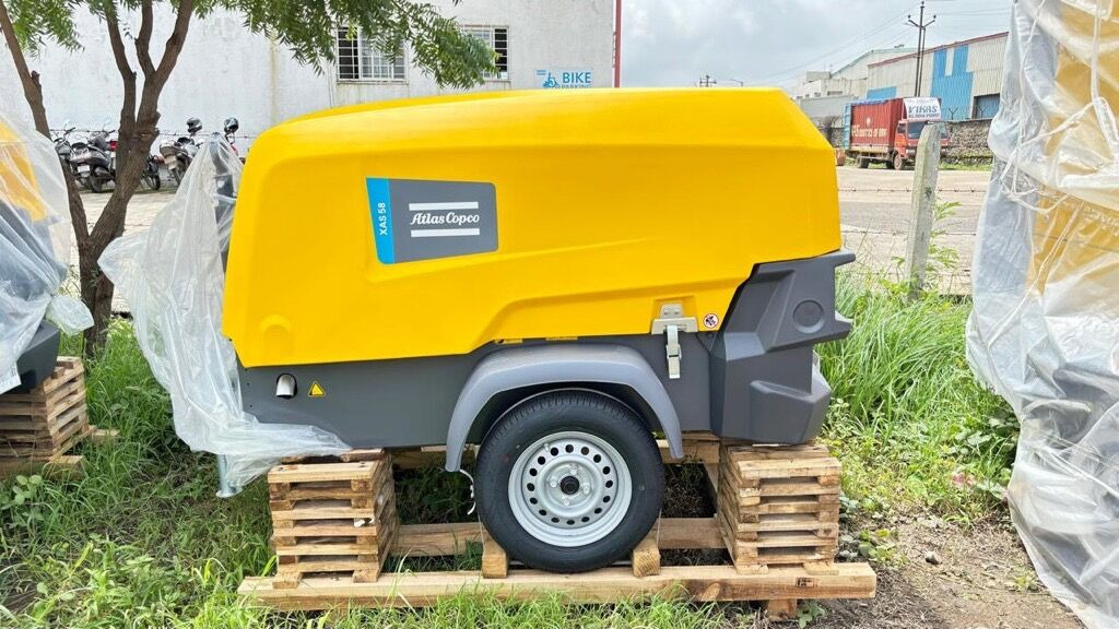 New Atlas Copco XAS 58 mobile compressor - 공기 압축기 : 사진 1 New Atlas Copco XAS 58 mobile compressor - 공기 압축기 : 사진 1