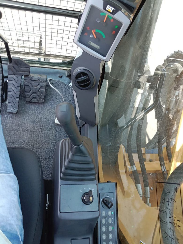 New Caterpillar 320D3GC tracked excavator - 크롤러 굴삭기 : 사진 5 New Caterpillar 320D3GC tracked excavator - 크롤러 굴삭기 : 사진 5