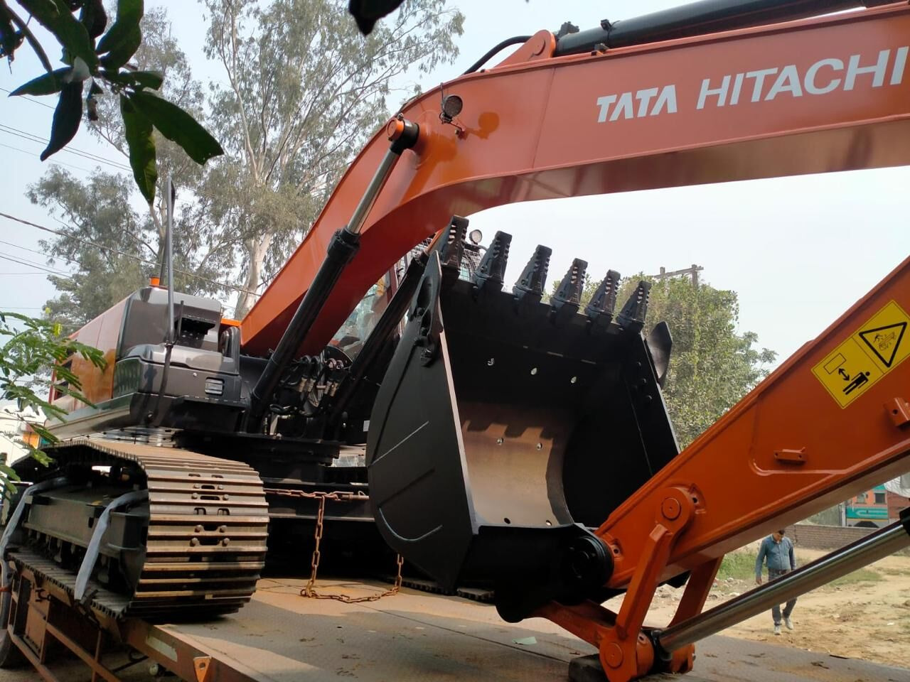 New Hitachi ZX220 LC tracked excavator - 크롤러 굴삭기 : 사진 3 New Hitachi ZX220 LC tracked excavator - 크롤러 굴삭기 : 사진 3