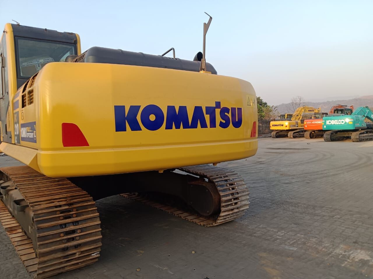 New Komatsu PC210 tracked excavator - 크롤러 굴삭기 : 사진 3 New Komatsu PC210 tracked excavator - 크롤러 굴삭기 : 사진 3