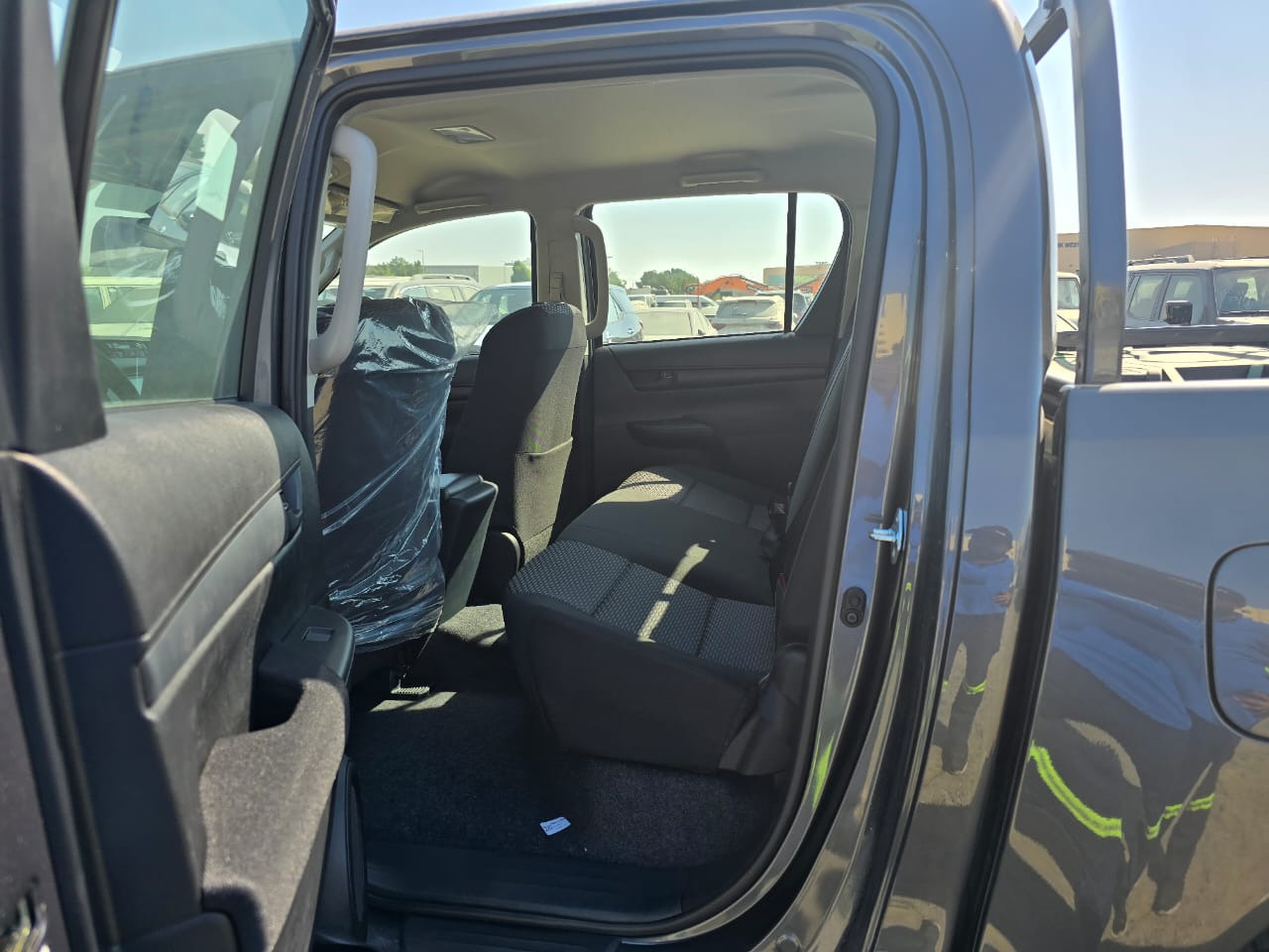 TOYOTA HILUX ACTIVE DOUBLE CAB - 픽업트럭, 콤비 밴 : 사진 3 TOYOTA HILUX ACTIVE DOUBLE CAB - 픽업트럭, 콤비 밴 : 사진 3