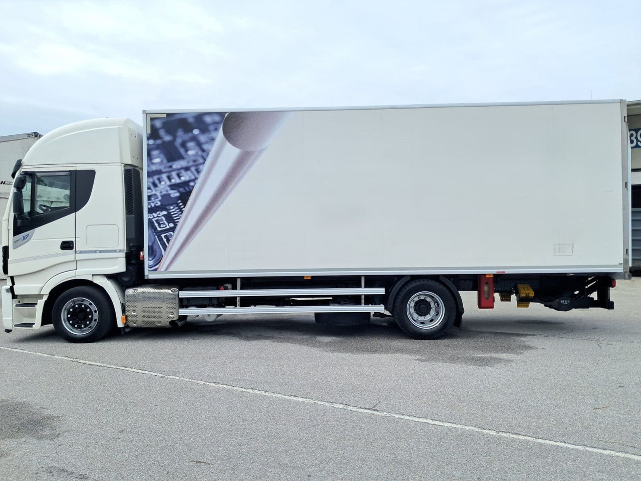 Iveco Stralis 460 Kühlkoffer | LBW | Klima | Retar - 냉동탑차 : 사진 4 Iveco Stralis 460 Kühlkoffer | LBW | Klima | Retar - 냉동탑차 : 사진 4