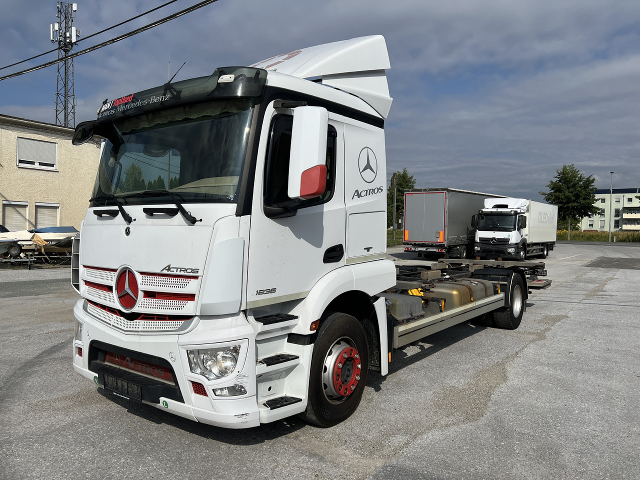 MERCEDES-BENZ ACTROS 18 36 | Klima | Kamera | Diff. | - 컨테이너 운반 장치/ 스와프 보디 트럭 : 사진 1 MERCEDES-BENZ ACTROS 18 36 | Klima | Kamera | Diff. | - 컨테이너 운반 장치/ 스와프 보디 트럭 : 사진 1