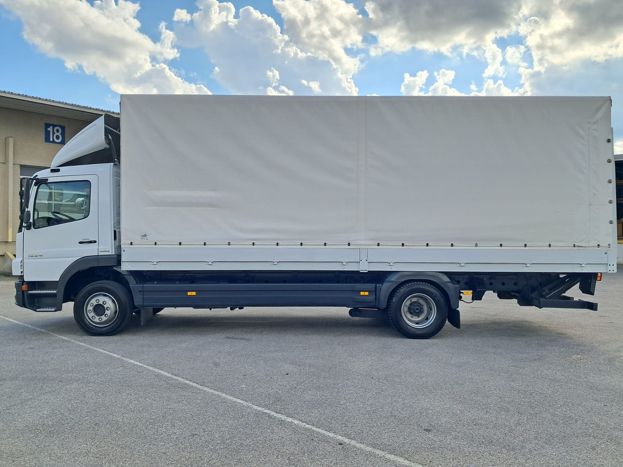 MERCEDES-BENZ ATEGO 12 24 Plane LBW | Klima | Schaltgetriebe - 커튼사이더 트럭 : 사진 4 MERCEDES-BENZ ATEGO 12 24 Plane LBW | Klima | Schaltgetriebe - 커튼사이더 트럭 : 사진 4