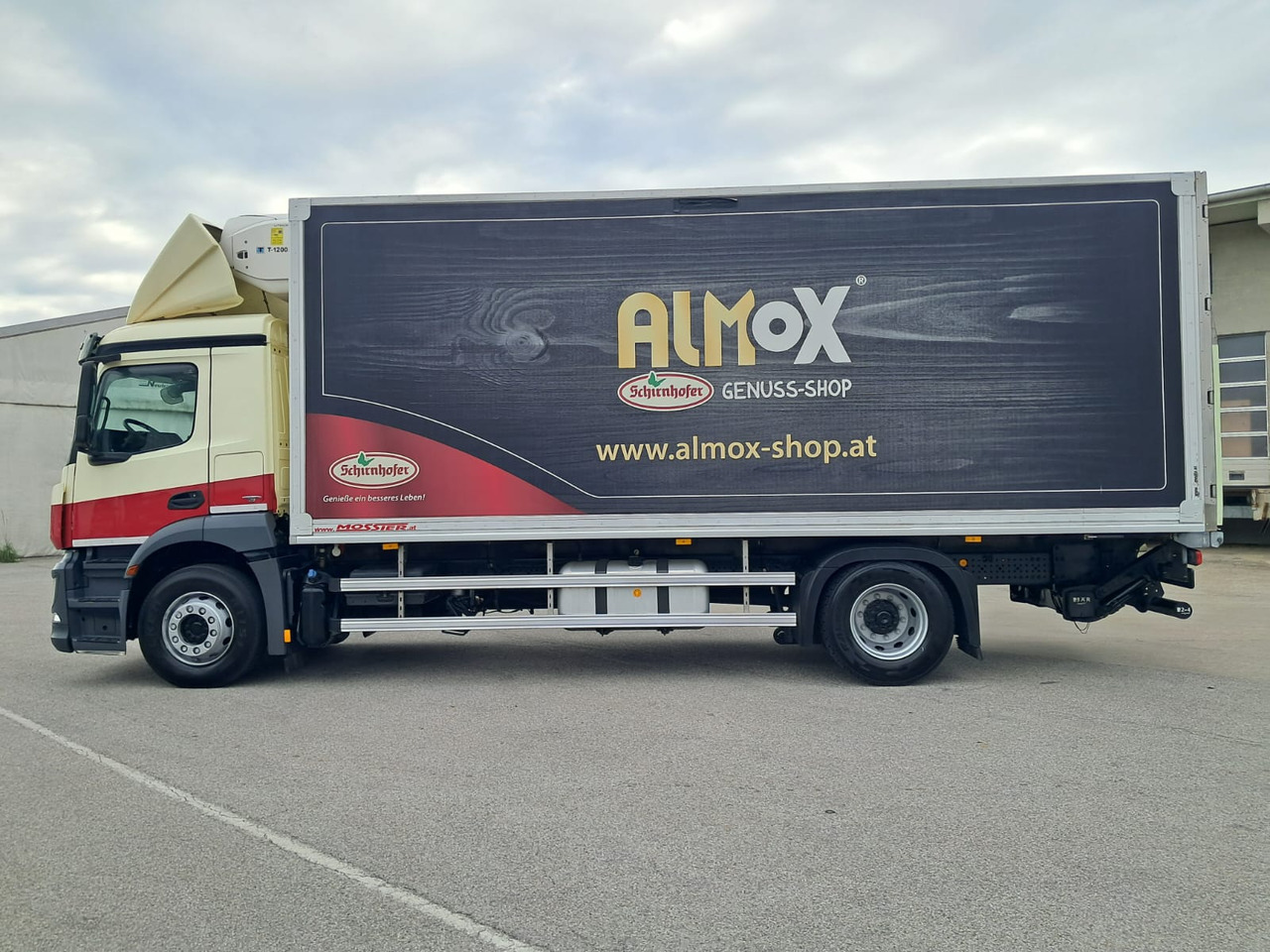 MERCEDES-BENZ Antos 1833 Kühlkoffer LBW | Standheizung | Euro 6 - 냉동탑차 : 사진 4 MERCEDES-BENZ Antos 1833 Kühlkoffer LBW | Standheizung | Euro 6 - 냉동탑차 : 사진 4
