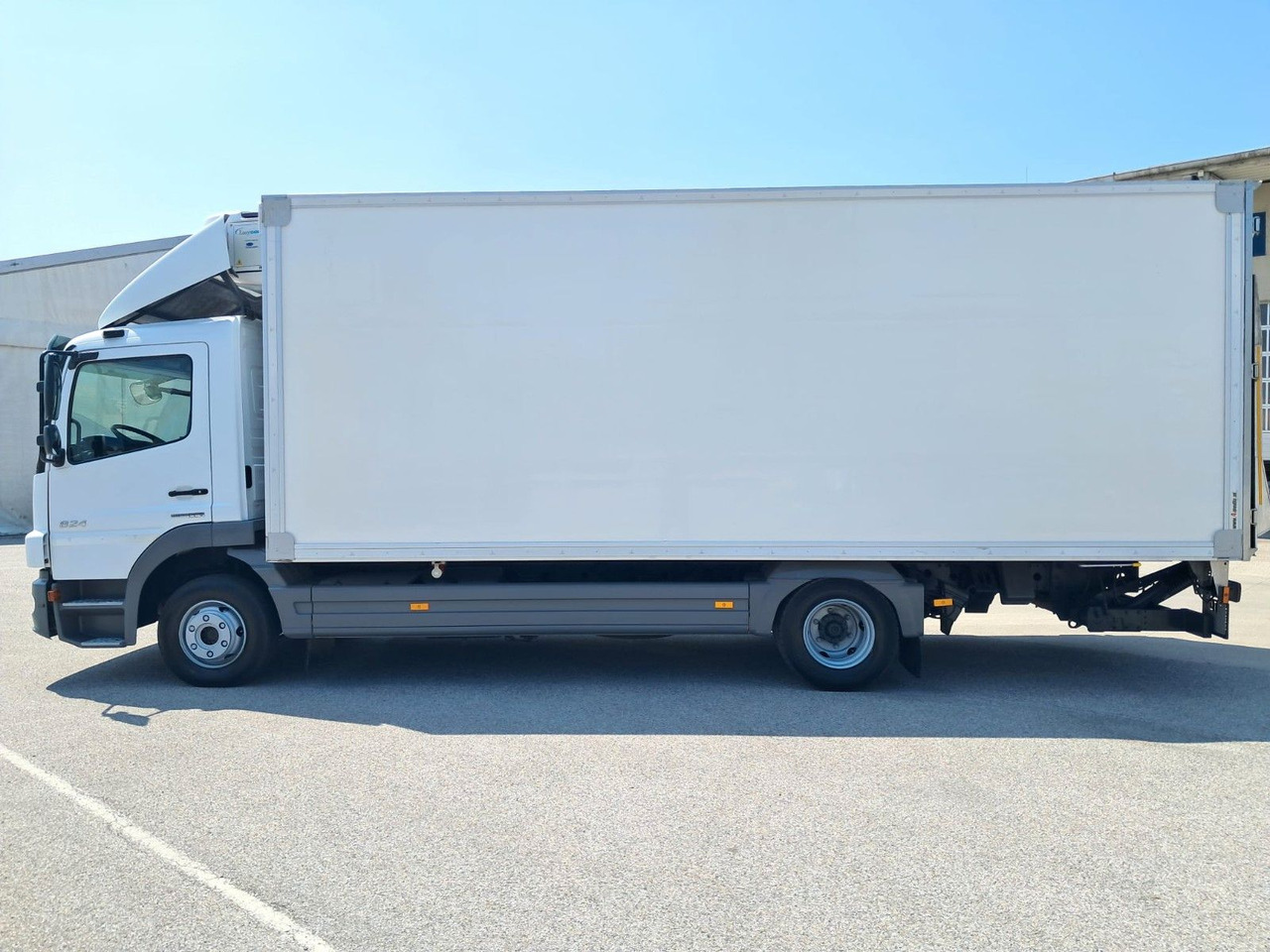 Mercedes-Benz Atego 824 Kühlkoffer | LBW | Klima | Diff - 냉동탑차 : 사진 3 Mercedes-Benz Atego 824 Kühlkoffer | LBW | Klima | Diff - 냉동탑차 : 사진 3