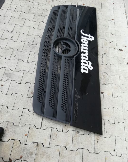 ATRAPA GRILL MASKA MERCEDES ATEGO EURO6 - 차양 트럭 용 : 사진 5 ATRAPA GRILL MASKA MERCEDES ATEGO EURO6 - 차양 트럭 용 : 사진 5