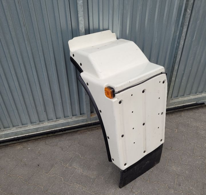 BLOTNIK MAN TGM LH NOWY ORYGINAL 81.61210.0541/0547 - 펜더 트럭 용 : 사진 1 BLOTNIK MAN TGM LH NOWY ORYGINAL 81.61210.0541/0547 - 펜더 트럭 용 : 사진 1