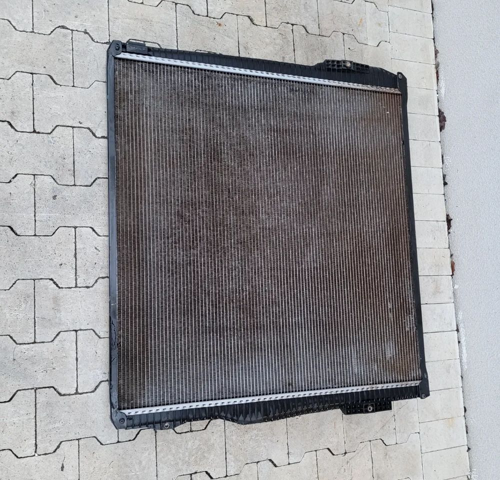 CHŁODNICA WODY SCANIA R 1855518 ORYGINAŁ SZCZELNE - 라디에이터 트럭 용 : 사진 2 CHŁODNICA WODY SCANIA R 1855518 ORYGINAŁ SZCZELNE - 라디에이터 트럭 용 : 사진 2