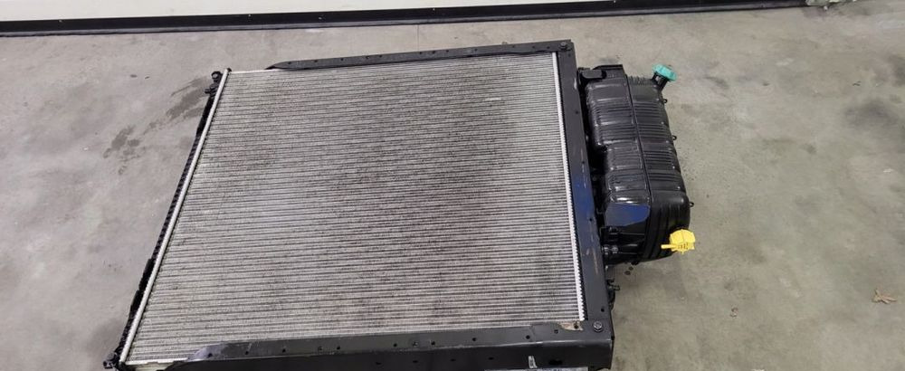 CHŁODNICE MAN TGX E6 MAHLE 98CM SZCZELNE - 라디에이터 트럭 용 : 사진 4 CHŁODNICE MAN TGX E6 MAHLE 98CM SZCZELNE - 라디에이터 트럭 용 : 사진 4