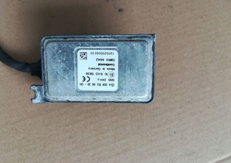 CZUJNIK NOX MERCEDES ACTROS A 0081539828 - 센서 : 사진 1 CZUJNIK NOX MERCEDES ACTROS A 0081539828 - 센서 : 사진 1