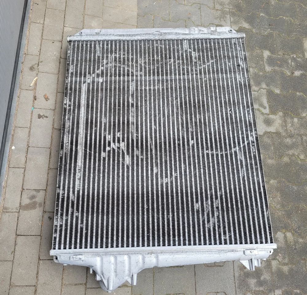 INTERCOOLER RENAULT GAMA T ORYGINAL SZCZELNA 7421892738 CHWALIM116 - 인터쿨러 트럭 용 : 사진 2 INTERCOOLER RENAULT GAMA T ORYGINAL SZCZELNA 7421892738 CHWALIM116 - 인터쿨러 트럭 용 : 사진 2