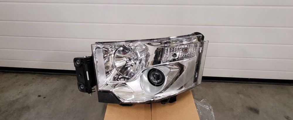 LAMPA RENAULT RANGE T NOWY ORYGINAŁ LEWA - 전조등 트럭 용 : 사진 1 LAMPA RENAULT RANGE T NOWY ORYGINAŁ LEWA - 전조등 트럭 용 : 사진 1