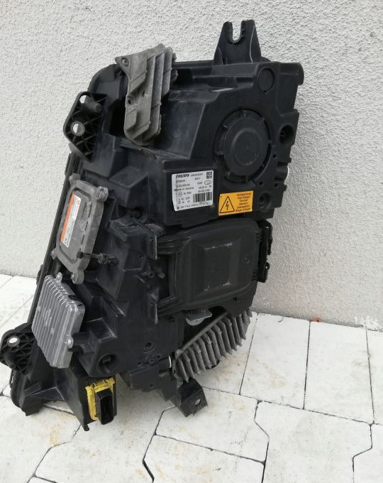 LAMPA XENON VOLVO FH4 FH 4 FM RH SKRETNY ORYGINAŁ - 전조등 트럭 용 : 사진 3 LAMPA XENON VOLVO FH4 FH 4 FM RH SKRETNY ORYGINAŁ - 전조등 트럭 용 : 사진 3