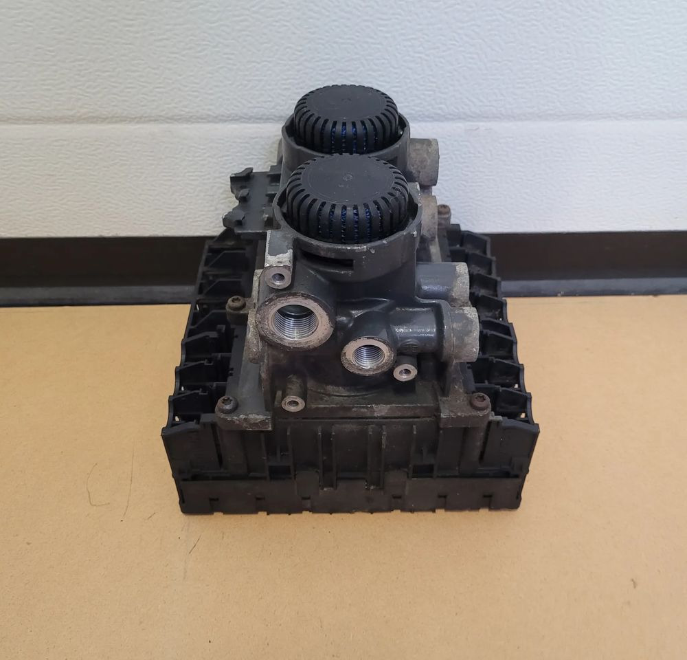 MODULATOR WABCO TEBS-E3 174738 CHWALIM116 - 브레이크 부품 트럭 용 : 사진 2 MODULATOR WABCO TEBS-E3 174738 CHWALIM116 - 브레이크 부품 트럭 용 : 사진 2