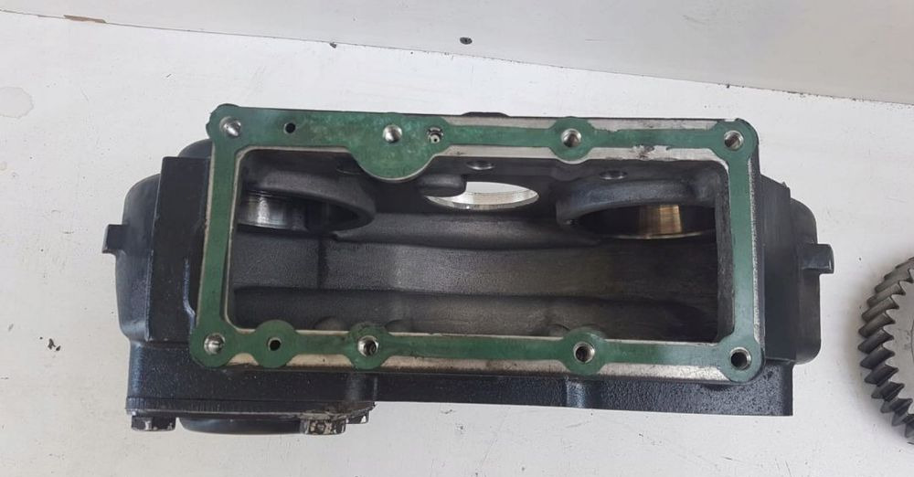 PRZYSTAWKA SKRZYNI BIEGÓW ZF CZESCi - 기어박스 및 부품 트럭 용 : 사진 4 PRZYSTAWKA SKRZYNI BIEGÓW ZF CZESCi - 기어박스 및 부품 트럭 용 : 사진 4