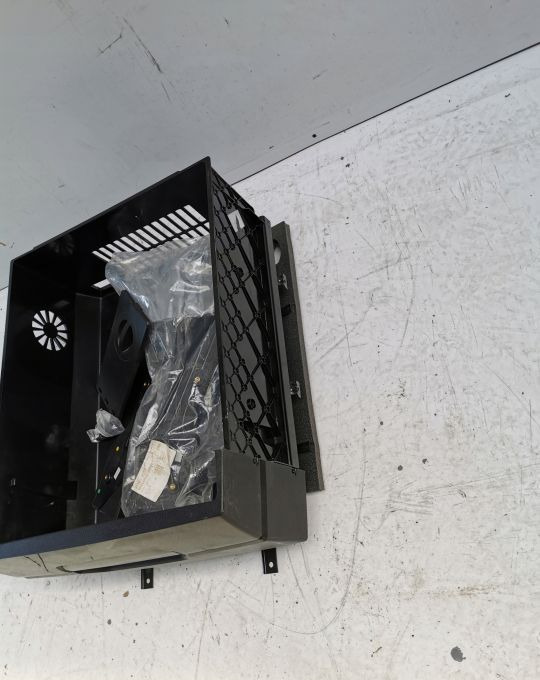 Schowek na lodówkę MERCEDES ANTOS AROX MP4 - 운전실 및 내부 트럭 용 : 사진 5 Schowek na lodówkę MERCEDES ANTOS AROX MP4 - 운전실 및 내부 트럭 용 : 사진 5