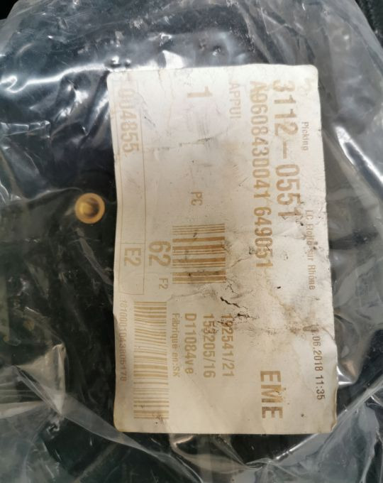 Schowek na lodówkę MERCEDES ANTOS AROX MP4 - 운전실 및 내부 트럭 용 : 사진 2 Schowek na lodówkę MERCEDES ANTOS AROX MP4 - 운전실 및 내부 트럭 용 : 사진 2