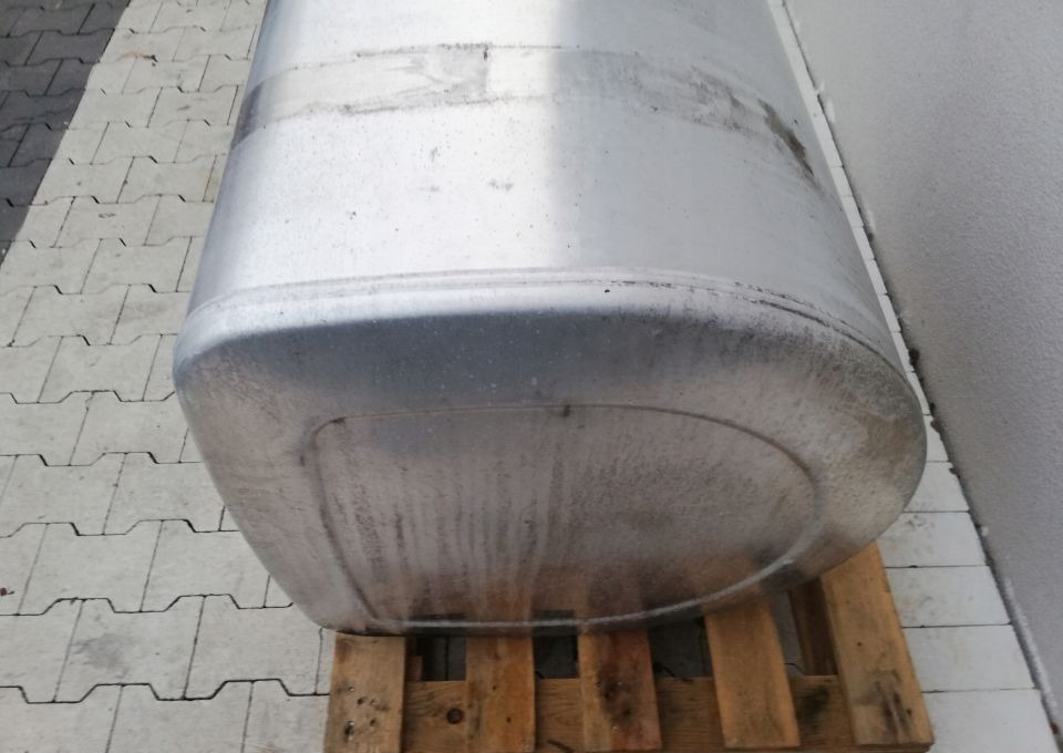 ZBIORNIK PALIWA VOLVO FH4 FH13 RENAULT 365l 90x70x70 - 연료 탱크 트럭 용 : 사진 2 ZBIORNIK PALIWA VOLVO FH4 FH13 RENAULT 365l 90x70x70 - 연료 탱크 트럭 용 : 사진 2