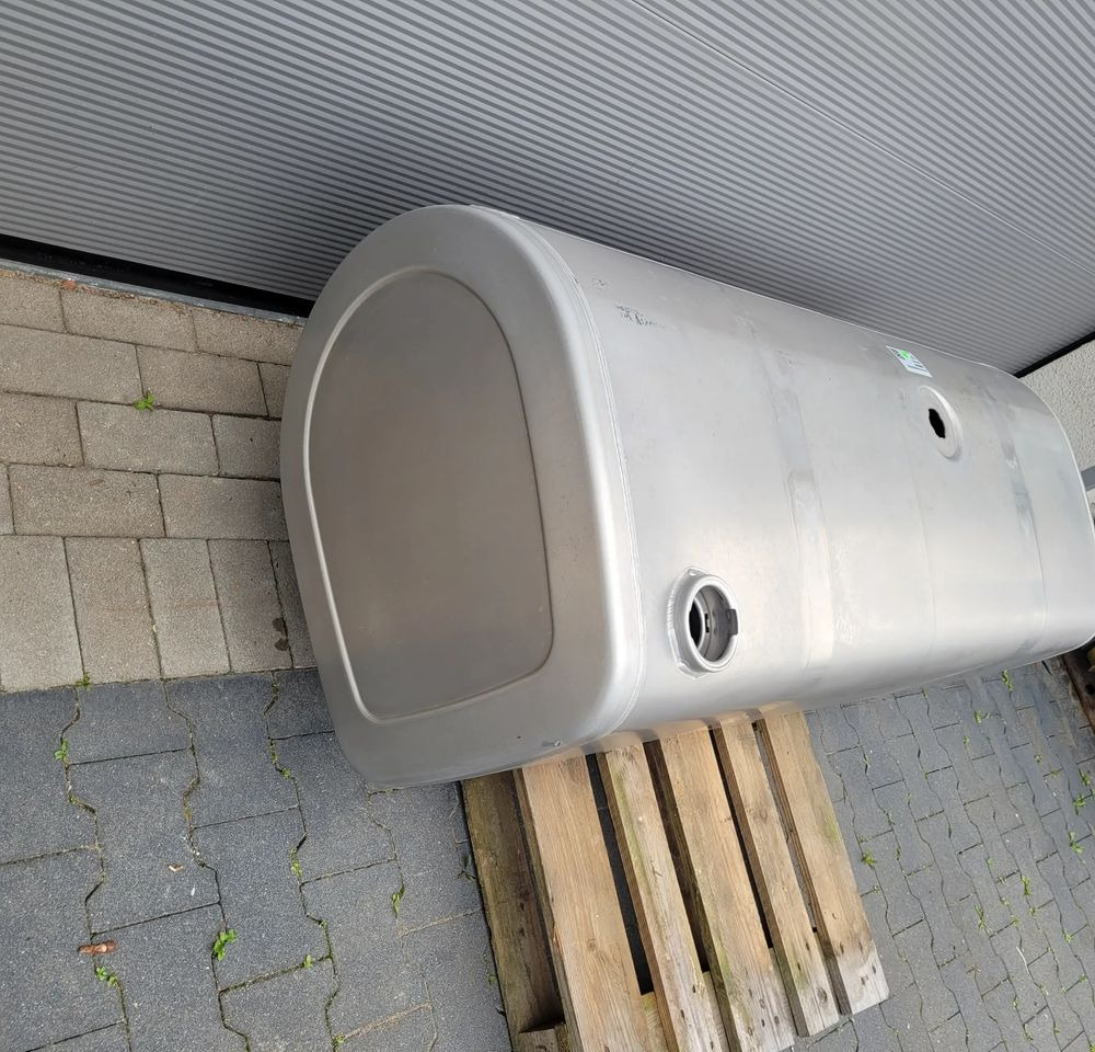 ZBIORNIK PALIWA VOLVO FH4 FH5 GAMA 150X55X68 CM 475L 22038784 CHWALIM116 - 연료 탱크 트럭 용 : 사진 2 ZBIORNIK PALIWA VOLVO FH4 FH5 GAMA 150X55X68 CM 475L 22038784 CHWALIM116 - 연료 탱크 트럭 용 : 사진 2