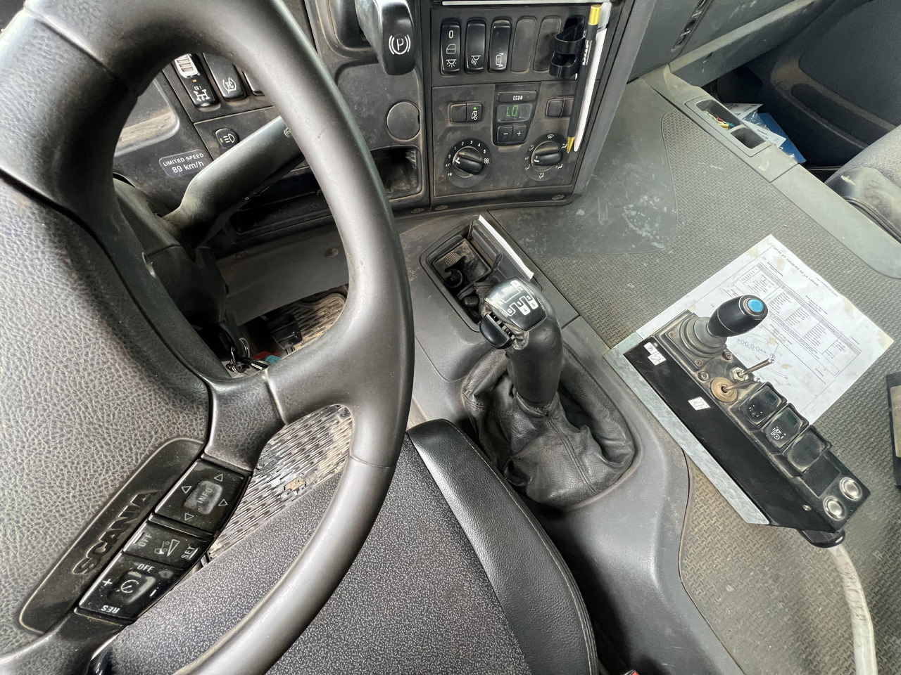 SCANIA 8x4 - 후크 리프트 트럭 : 사진 5 SCANIA 8x4 - 후크 리프트 트럭 : 사진 5