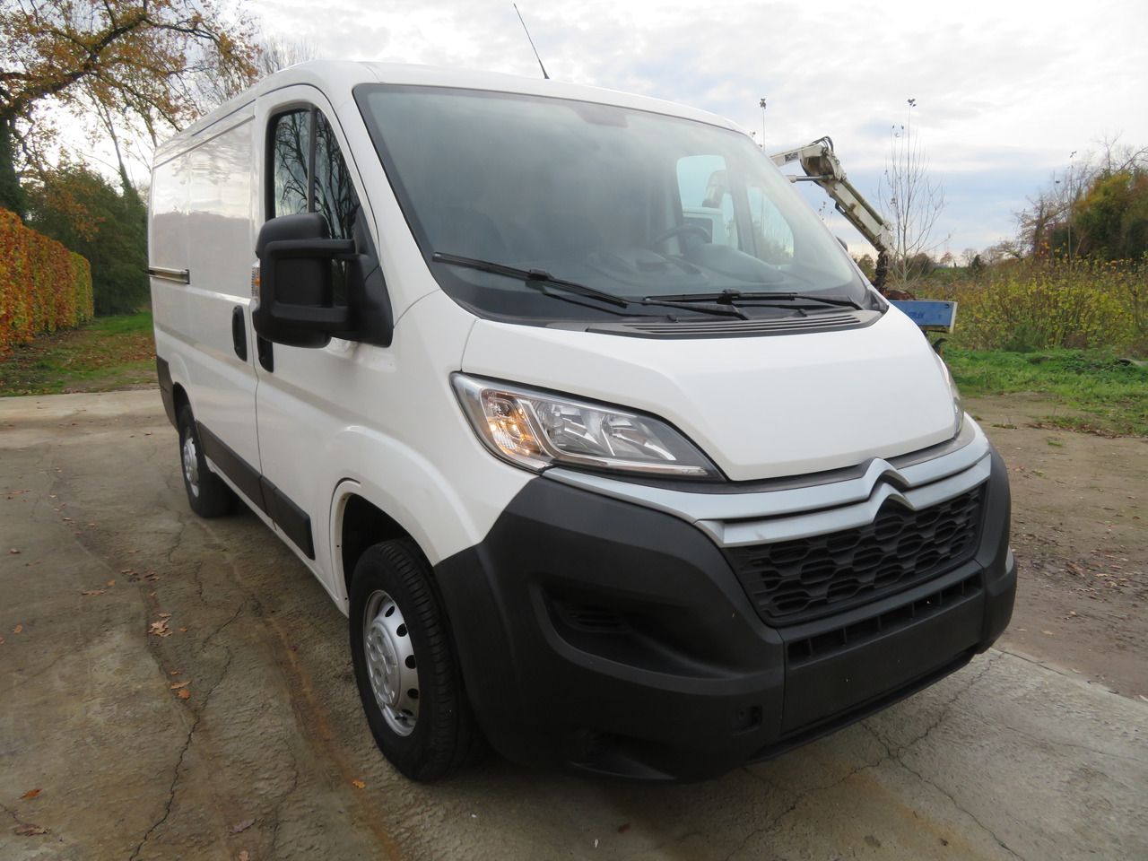 Citroën Jumper 2.2 BlueHDi - L1H1 - 소형 밴 : 사진 1 Citroën Jumper 2.2 BlueHDi - L1H1 - 소형 밴 : 사진 1