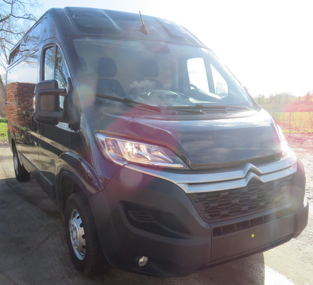 Citroën Jumpy 2.2 blueHDI L2H2 - 소형 밴 : 사진 1 Citroën Jumpy 2.2 blueHDI L2H2 - 소형 밴 : 사진 1