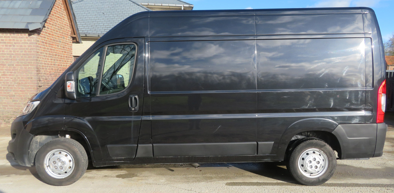 Citroën Jumpy 2.2 blueHDI L2H2 - 소형 밴 : 사진 3 Citroën Jumpy 2.2 blueHDI L2H2 - 소형 밴 : 사진 3
