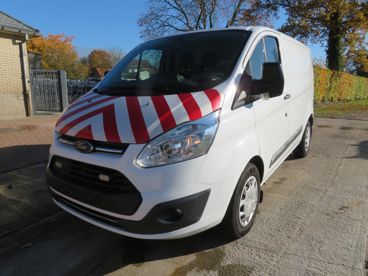 Ford Transit Custom 2.0tdci - 소형 밴 : 사진 3 Ford Transit Custom 2.0tdci - 소형 밴 : 사진 3