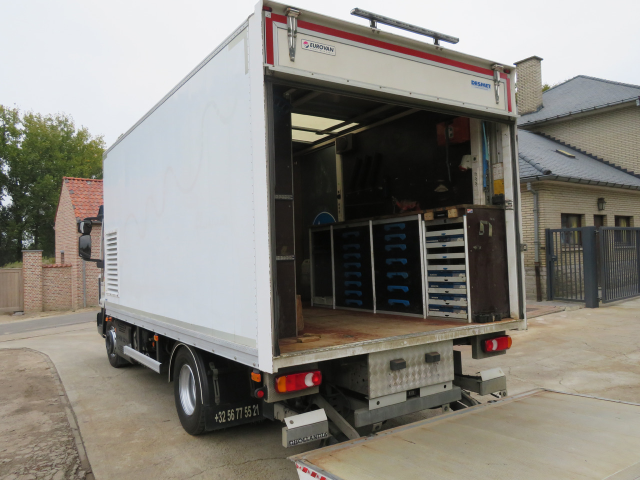 Iveco Eurocargo 120EL - 박스 트럭 : 사진 5 Iveco Eurocargo 120EL - 박스 트럭 : 사진 5