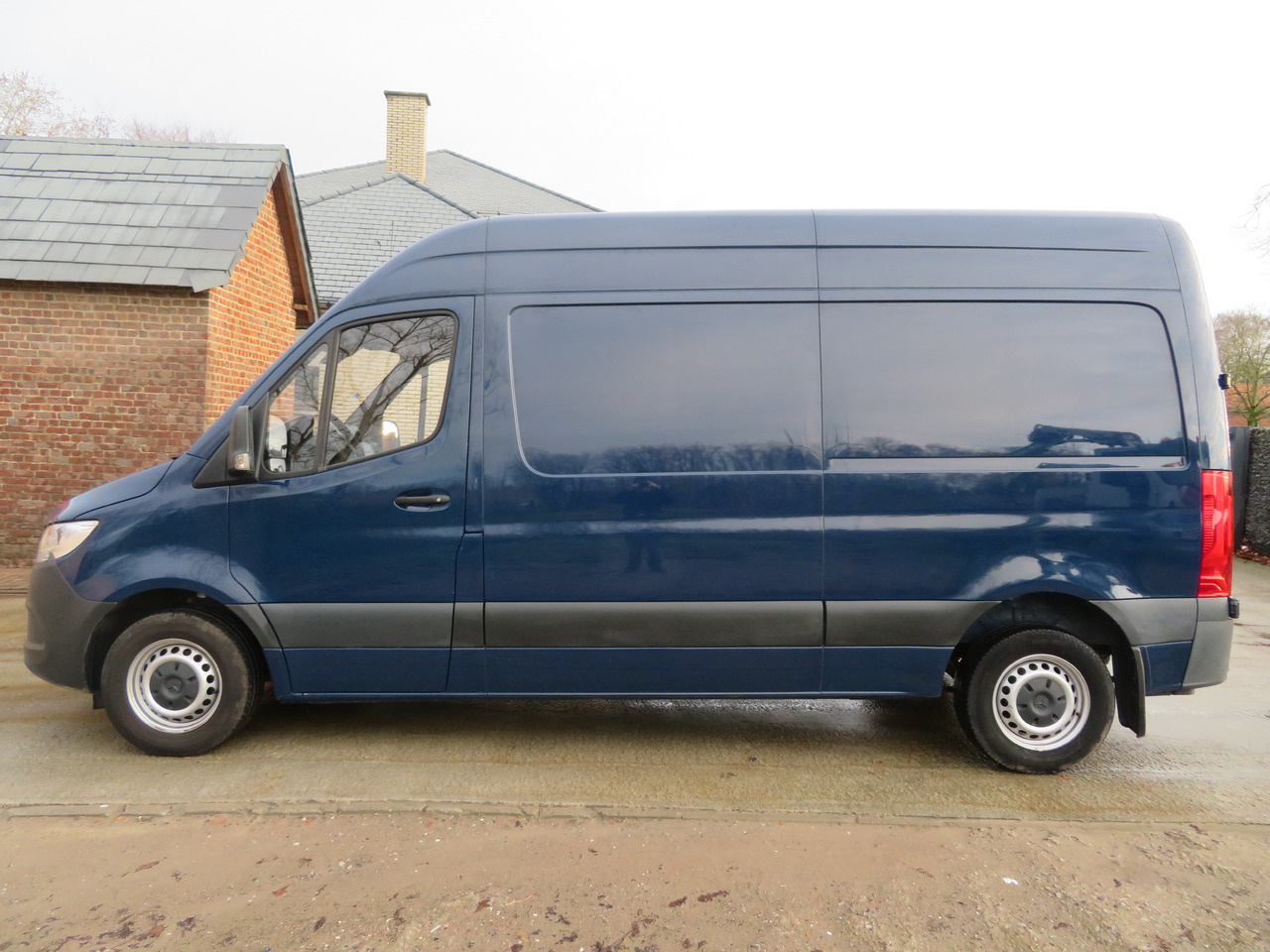 Mercedes-Benz Sprinter 311CDi - 패널 밴 : 사진 4 Mercedes-Benz Sprinter 311CDi - 패널 밴 : 사진 4