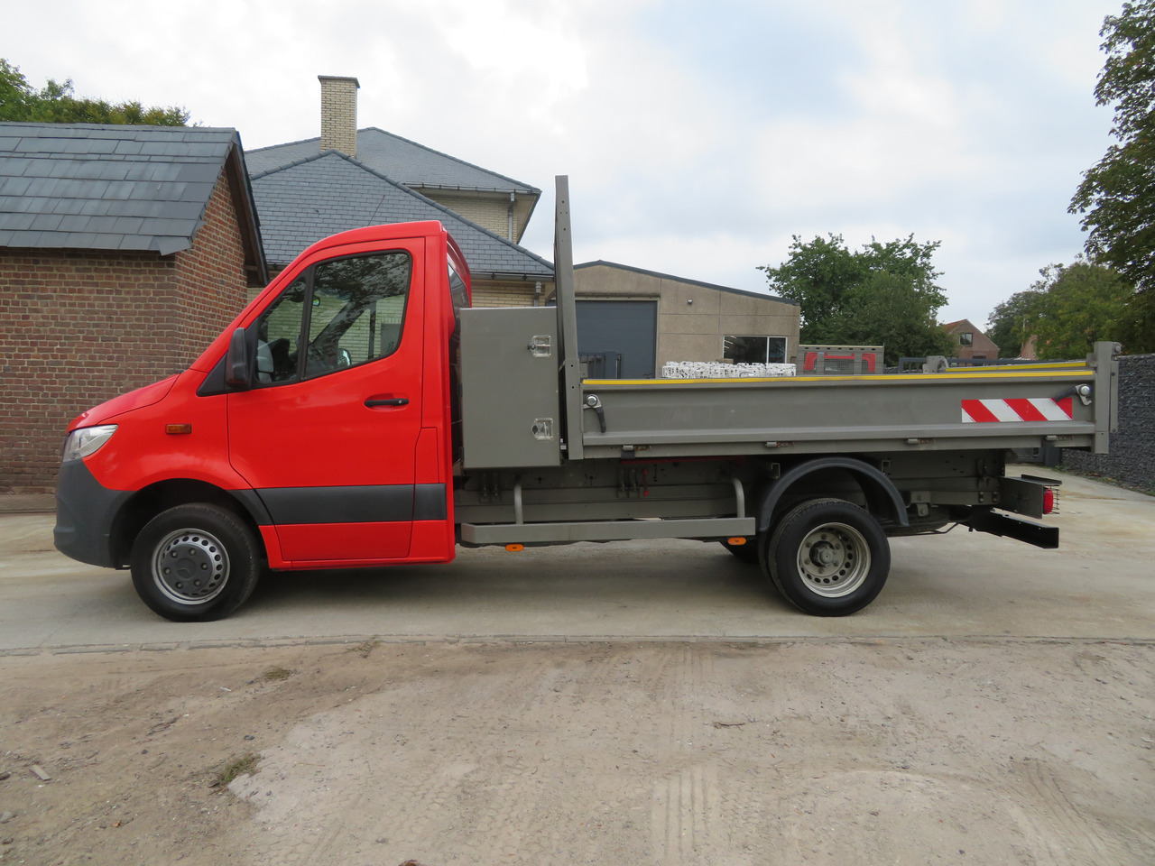 Mercedes-Benz Sprinter 514cdi - 덤프 밴 : 사진 4 Mercedes-Benz Sprinter 514cdi - 덤프 밴 : 사진 4