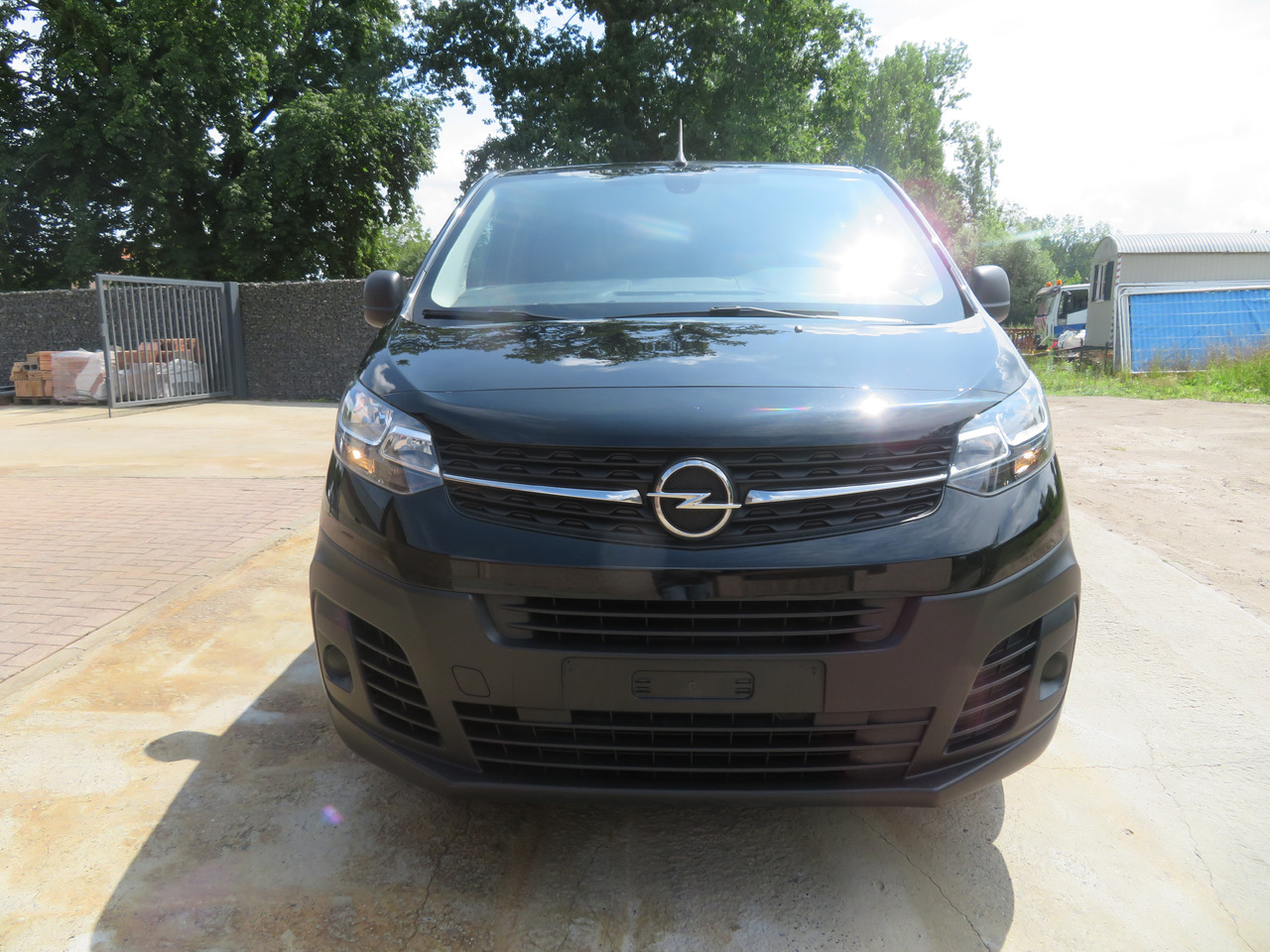 OPEL Edition 2.0 Turbo - L2H1 - 소형 밴 : 사진 2 OPEL Edition 2.0 Turbo - L2H1 - 소형 밴 : 사진 2