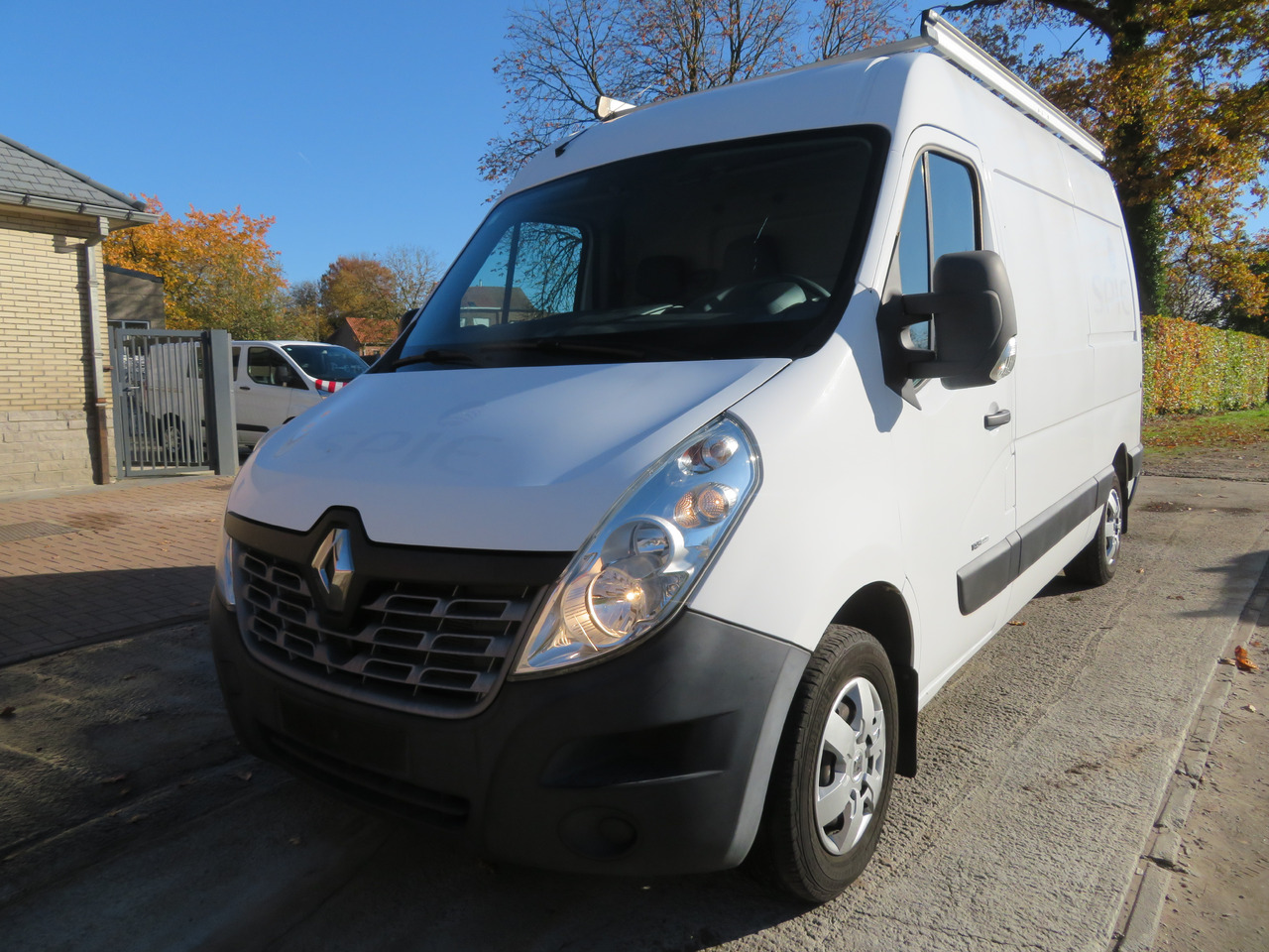 Renault Master 2.3dCi - L2H2 - 패널 밴 : 사진 3 Renault Master 2.3dCi - L2H2 - 패널 밴 : 사진 3