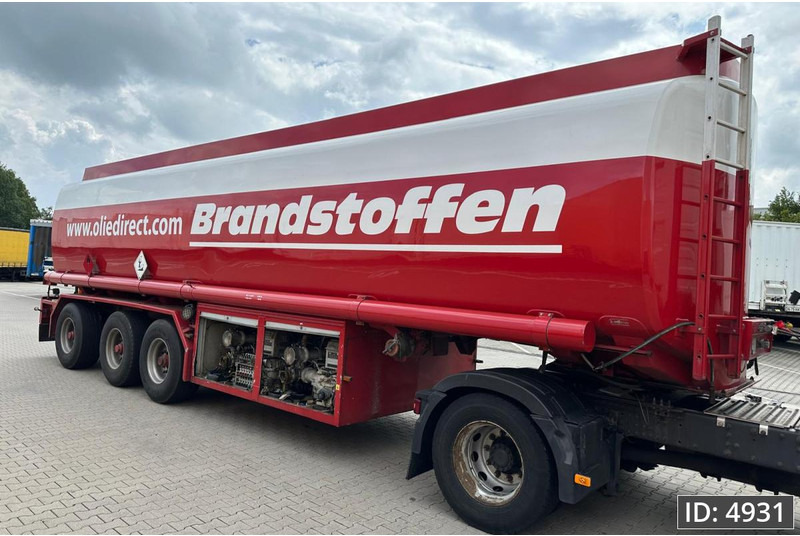 Burg BPO 16-28 / Fuel tanker / 47400L / 5 Comp / ADR, ADR - 유조 세미 트레일러 : 사진 4 Burg BPO 16-28 / Fuel tanker / 47400L / 5 Comp / ADR, ADR - 유조 세미 트레일러 : 사진 4
