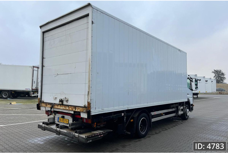 Mercedes-Benz Atego 1218 Day Cab, Euro 5, BDF / EPS automatic / standklima / DHOLLANDIA 2000KG - 컨테이너 운반 장치/ 스와프 보디 트럭 : 사진 3 Mercedes-Benz Atego 1218 Day Cab, Euro 5, BDF / EPS automatic / standklima / DHOLLANDIA 2000KG - 컨테이너 운반 장치/ 스와프 보디 트럭 : 사진 3