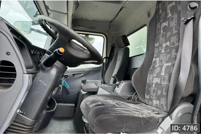 Mercedes-Benz Atego 1318 Day Cab, Euro 5, BDF / EPS automatic / DHOLLANDIA 2000KG - 컨테이너 운반 장치/ 스와프 보디 트럭 : 사진 5 Mercedes-Benz Atego 1318 Day Cab, Euro 5, BDF / EPS automatic / DHOLLANDIA 2000KG - 컨테이너 운반 장치/ 스와프 보디 트럭 : 사진 5