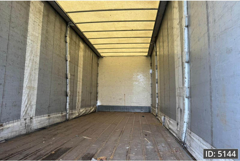 Scania P230 Day Cab, Euro 5, / Manual / 750x248x260 / DHOLLANDIA - 커튼사이더 트럭 : 사진 5 Scania P230 Day Cab, Euro 5, / Manual / 750x248x260 / DHOLLANDIA - 커튼사이더 트럭 : 사진 5