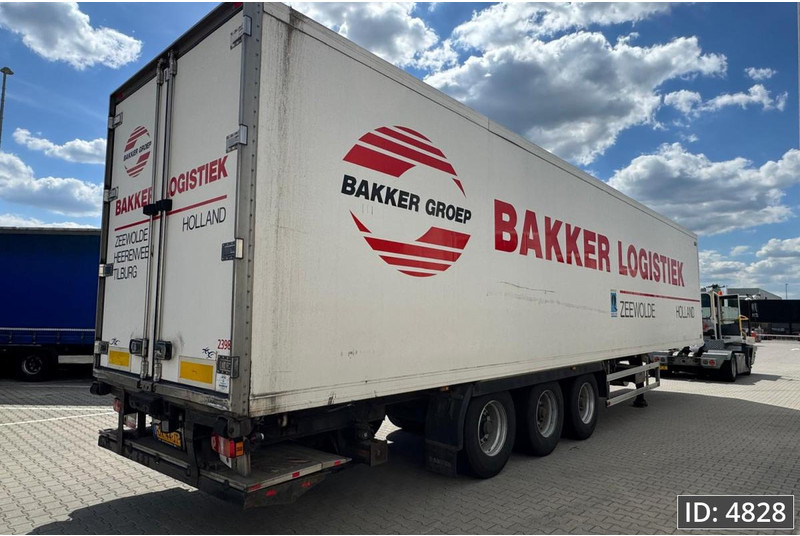 Sor Iberica SP71 / Lift axle - 냉동 세미 트레일러 : 사진 3 Sor Iberica SP71 / Lift axle - 냉동 세미 트레일러 : 사진 3