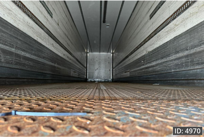 Van Eck PT-3 / BPW Drum / Roll up door - 밀폐형 박스 세미 트레일러 : 사진 5 Van Eck PT-3 / BPW Drum / Roll up door - 밀폐형 박스 세미 트레일러 : 사진 5