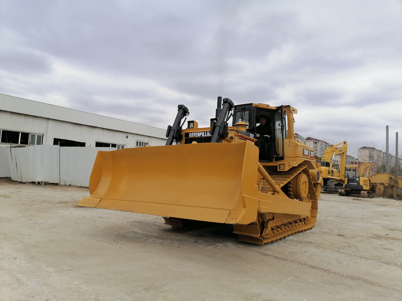 CATERPILLAR D8R - 불도저 : 사진 5 CATERPILLAR D8R - 불도저 : 사진 5