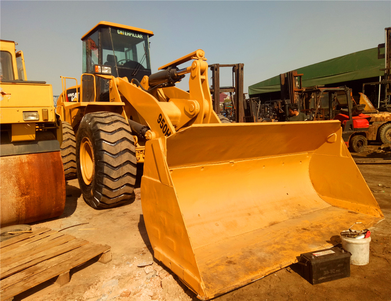 CATERPILLAR Wheel Loader 950H Click Here for Discount - 휠 로더 : 사진 1 CATERPILLAR Wheel Loader 950H Click Here for Discount - 휠 로더 : 사진 1