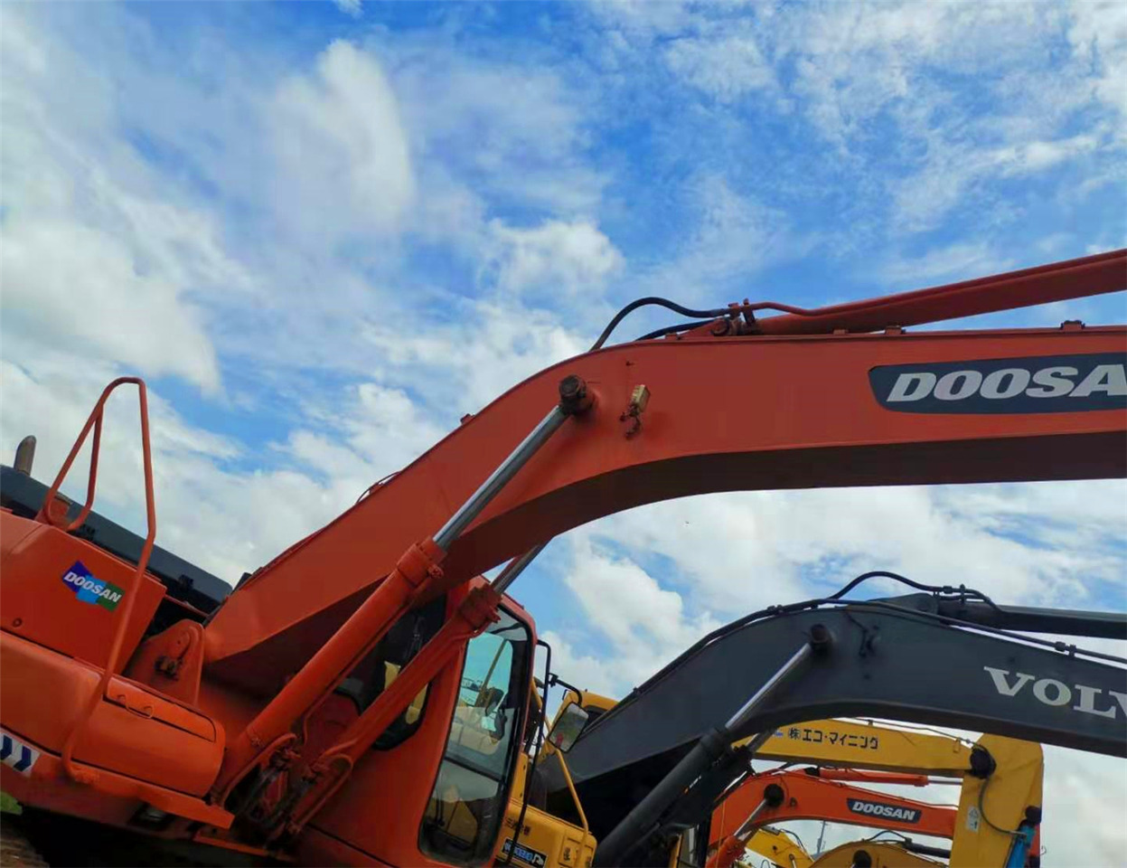 DOOSAN Excavator DH300 Click Here for Discount - 크롤러 굴삭기 : 사진 4 DOOSAN Excavator DH300 Click Here for Discount - 크롤러 굴삭기 : 사진 4
